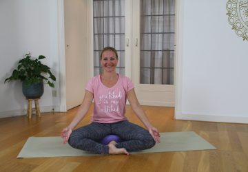 NiceDay blog: Hoe hou je online yoga thuis het beste vol?