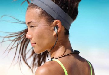 muziek-headphone-vrouw-sport